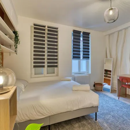 Ceylan Bel F2 A Apartment